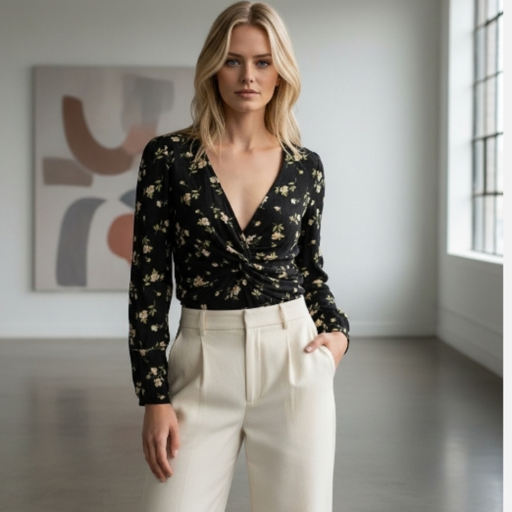 Anthroplogie Sophie Rue Floral Black Top Size Medium